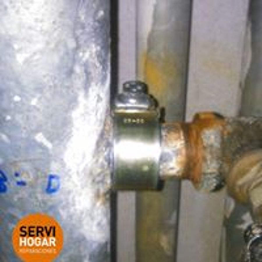 ROTURA TUBERIA GENERAL DE CALEFACCION