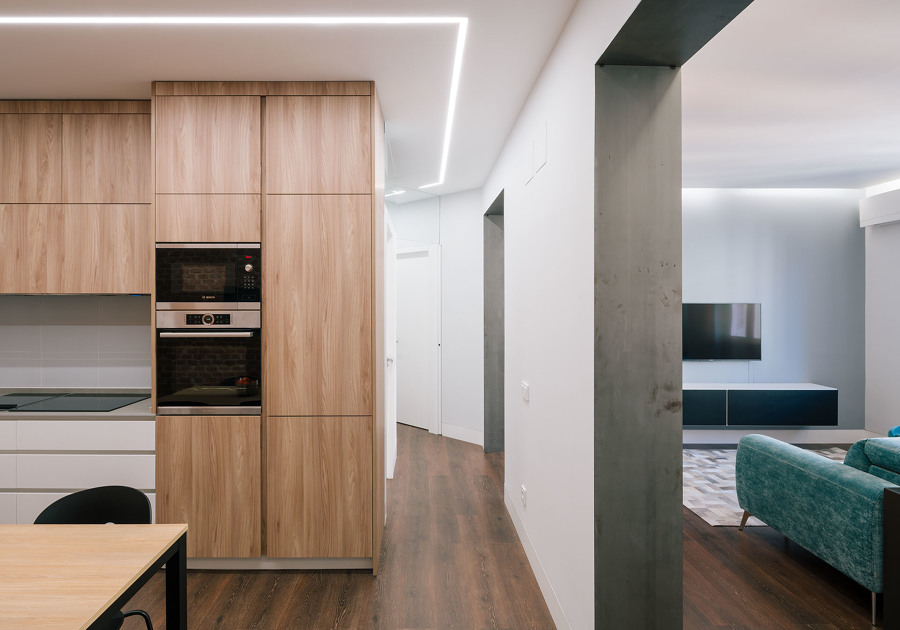 Paso entre cocina y salón