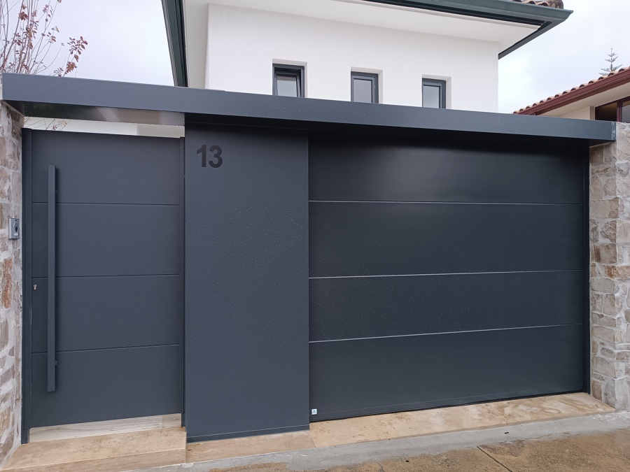 PUERTA GARAJE RESIDENCIAL