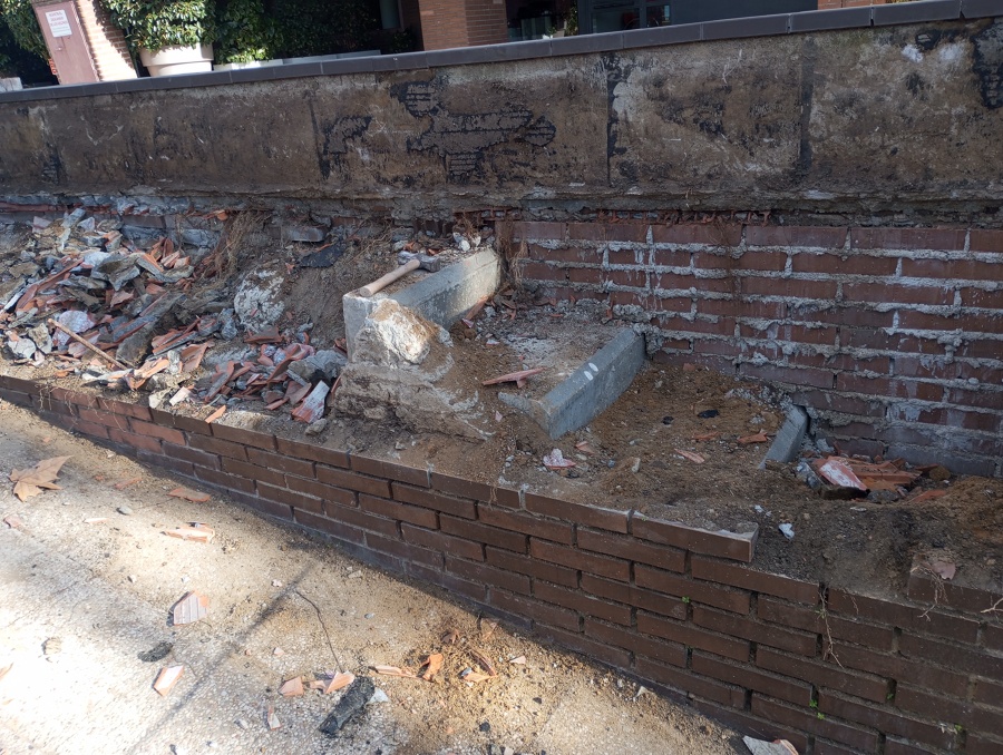 Demolicion jardinera