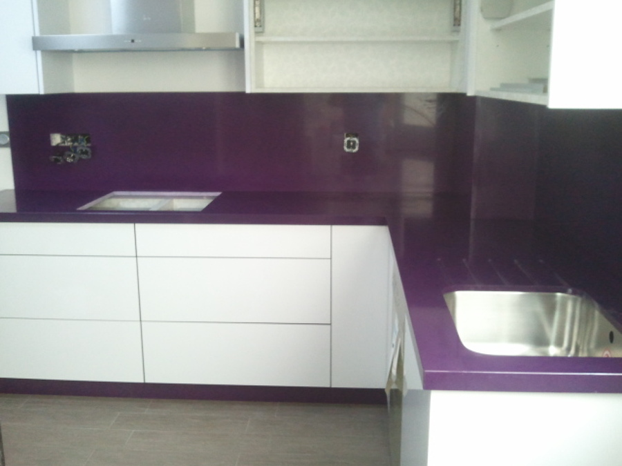 Encimera Cocina Compac Lila