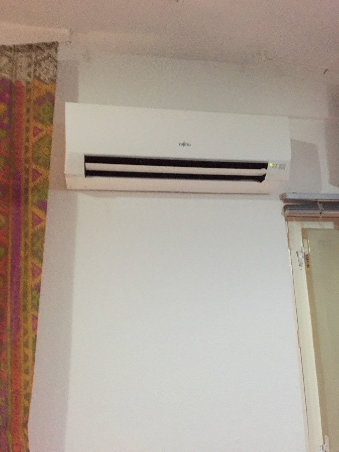 Instalación aire acondicionado split marca Fujitsu
