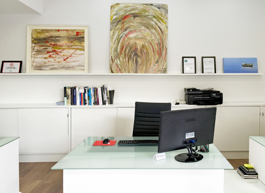 Oficina Inmobiliaria - Arquitectura