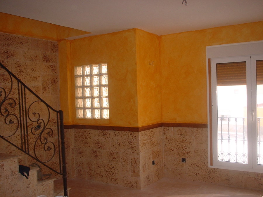 Muro Antiguo con Veladura