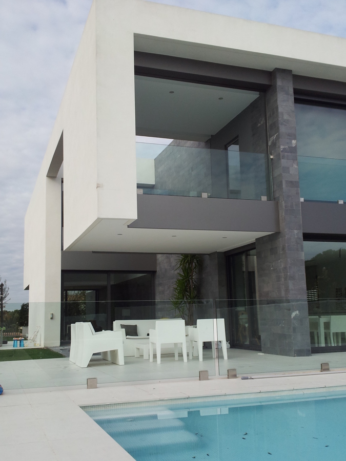 VIVIENDA UNIFAMILIAR EN TORRENCONILL