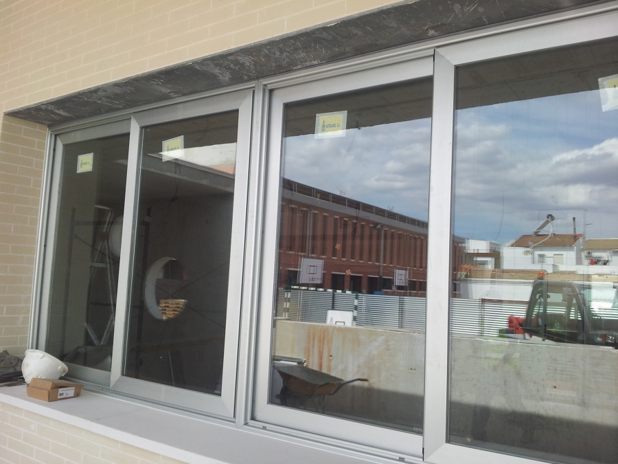 CORREDERAS DE 4 HOJAS