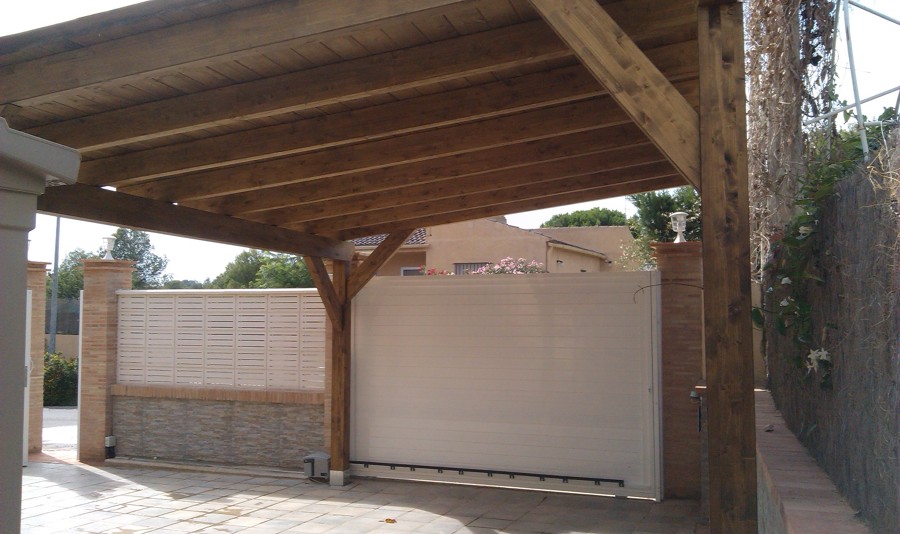 Cerramiento y pergola 