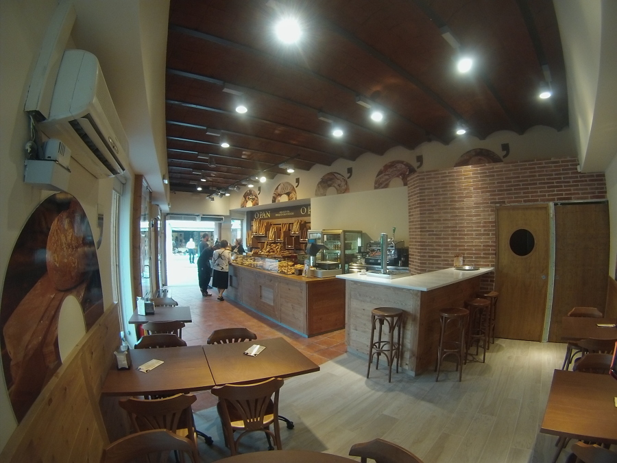 Reforma y ampliación panaderia con degustación.