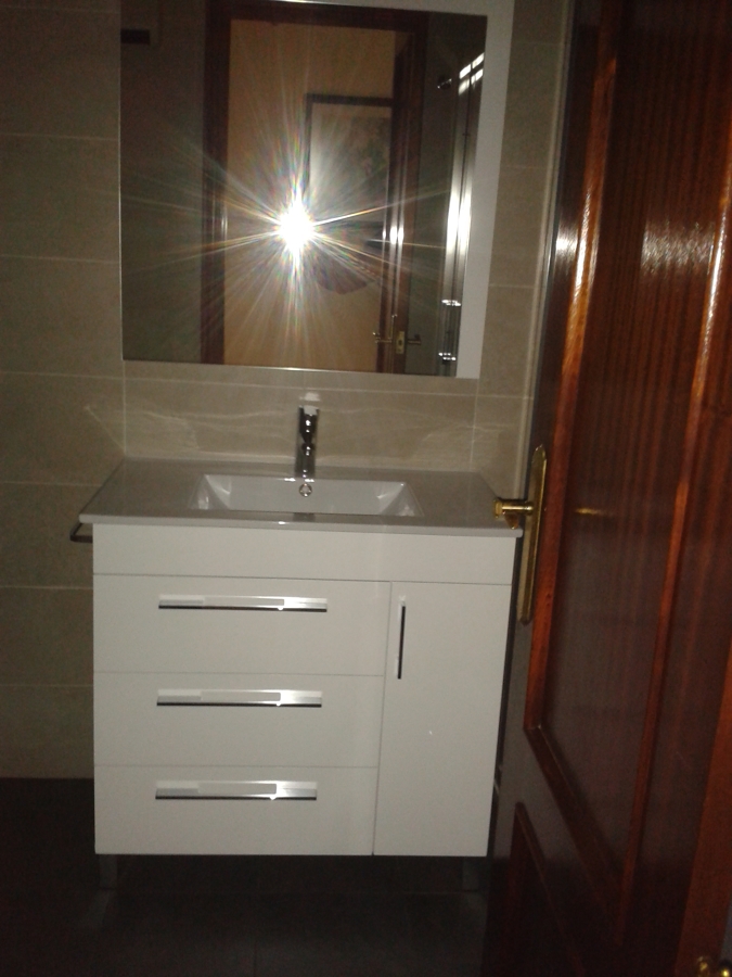 MUEBLE DE BAÑO