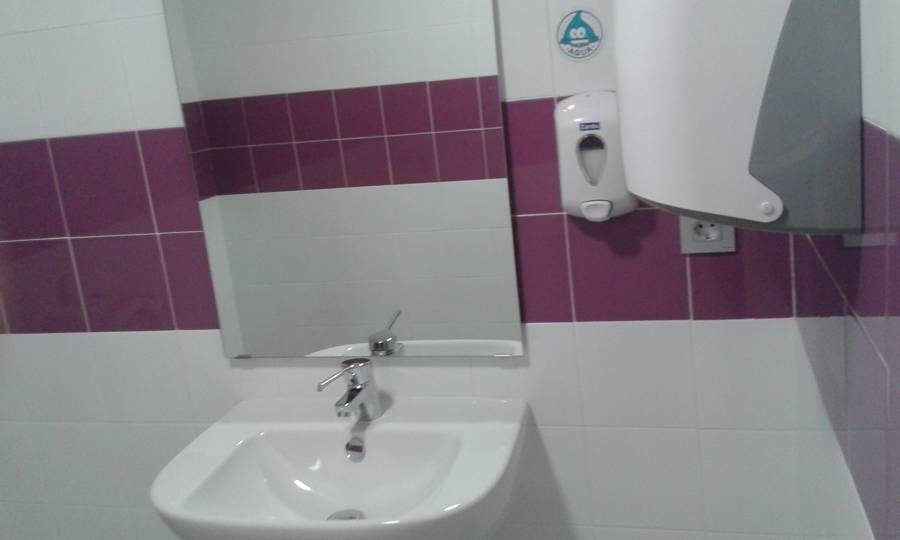 Reforma completa de aseo minusvalidos 