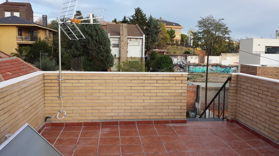 CONSTRUCCIÓN DE CHALET CON TERRAZA