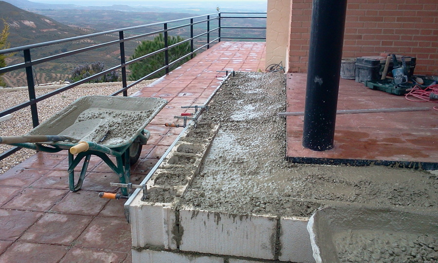 AMPLIACION DE PORCHE