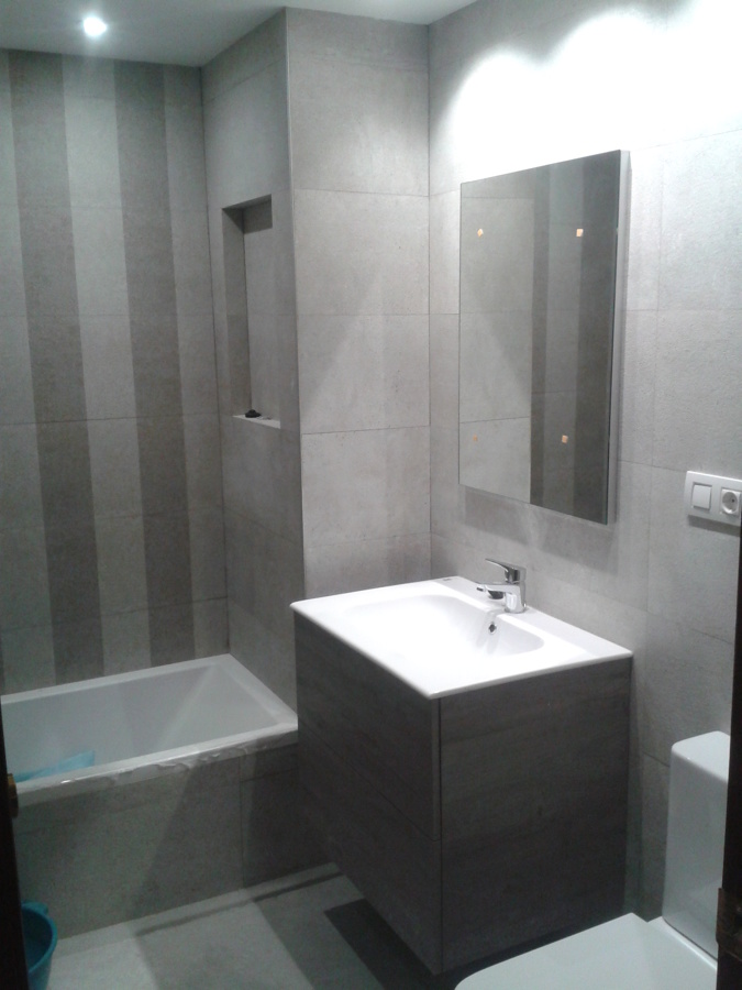 REFORMA BAÑO Y ASEO