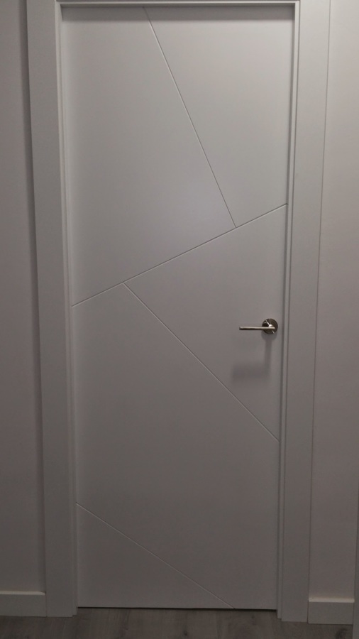 PUERTA ABATIBLE LACADA BLANCA