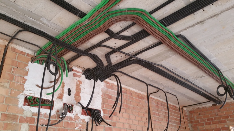 INSTALACION DE TUBOS CORRUGADOS