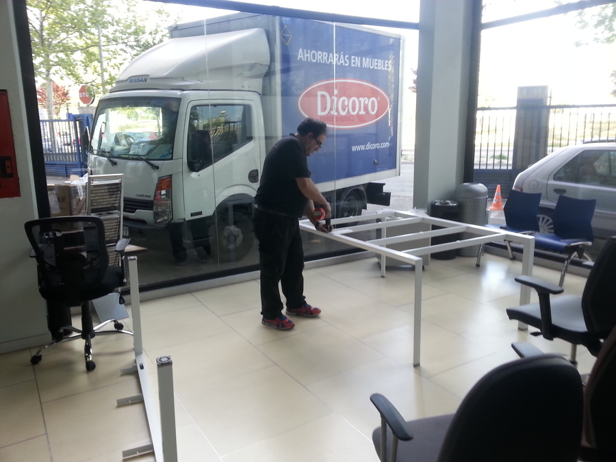 transporte y montaje de empresas