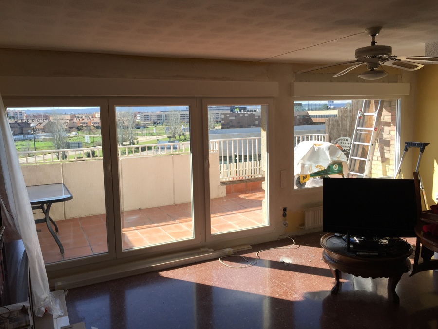 PUERTA BALCONERA PVC 3 HOJAS