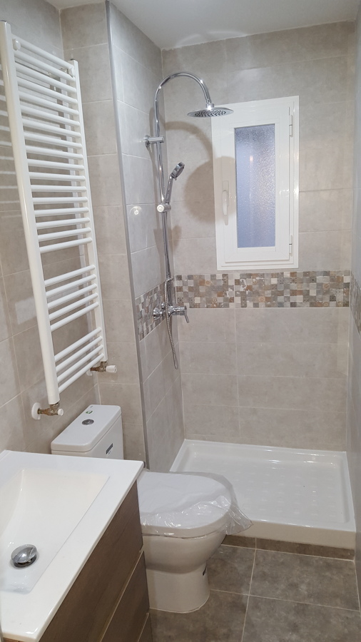 Reforma integral de baño , cocina 