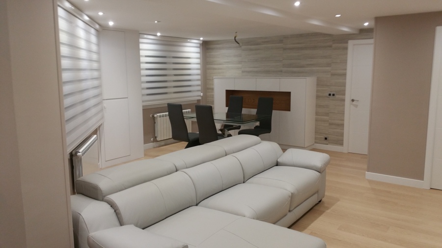 Salón reformado y decorado