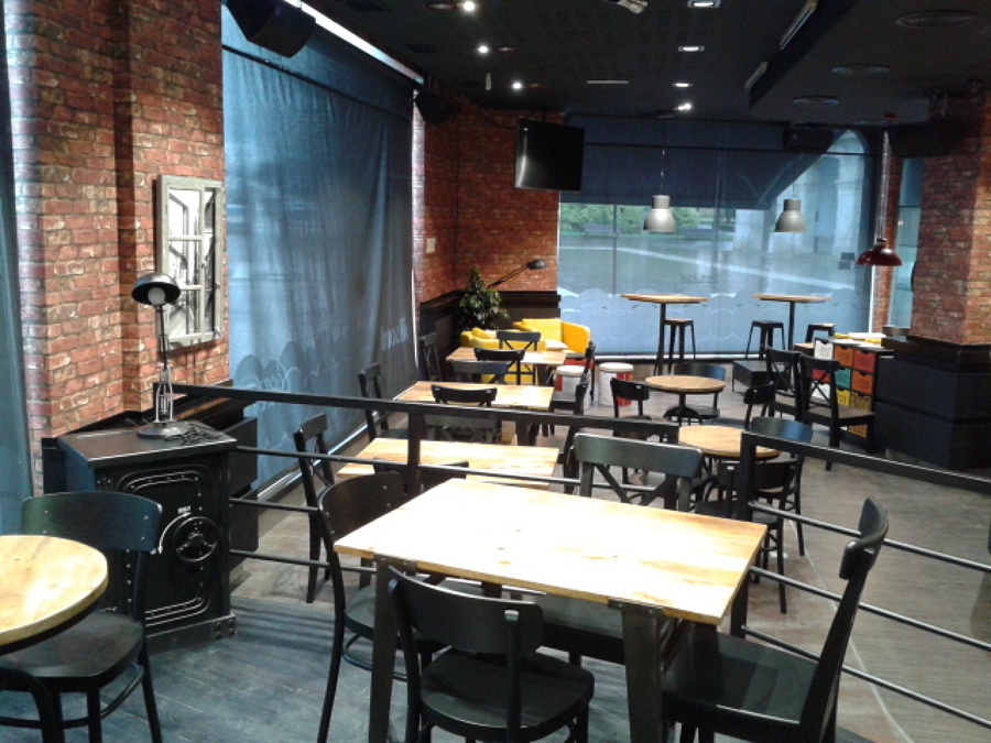 Cafetería vista desde el altillo