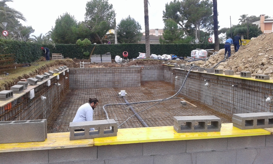 construcción piscina