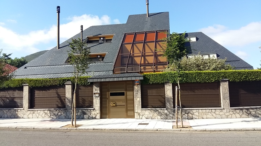 VIVIENDA UNIFAMILIAR EN EL NARANCO - OVIEDO