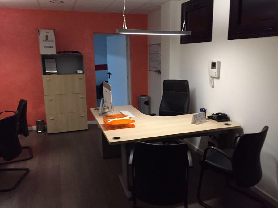 OFICINAS ASCENSORES LEVEL