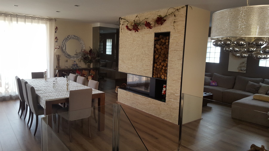 Reforma de casa y chimenea central