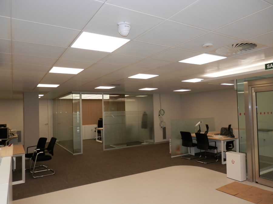 acabdos interiores oficina