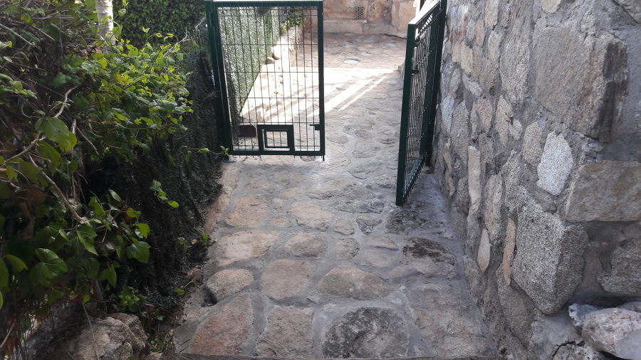 Despues . Solado de piedra