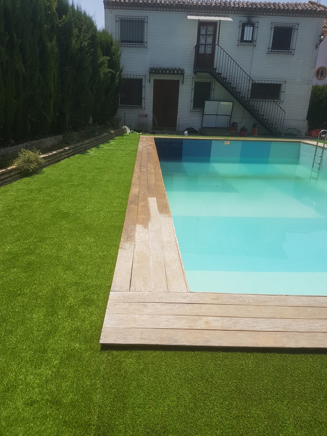 REFORMA EXTERIOR DE PISCINA