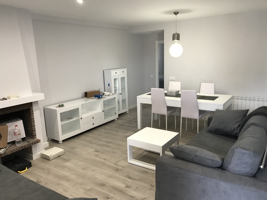 Comer y muebles lacados en blanco