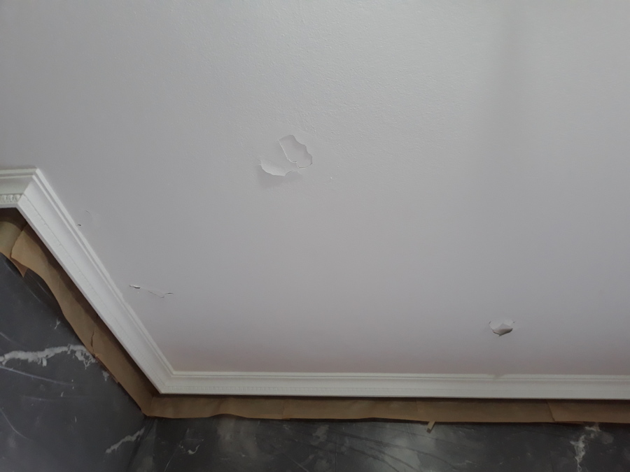 areglo de techo de portal de una comunidad