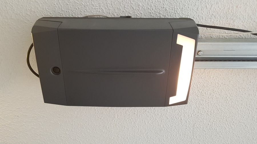 Motor puerta seccional