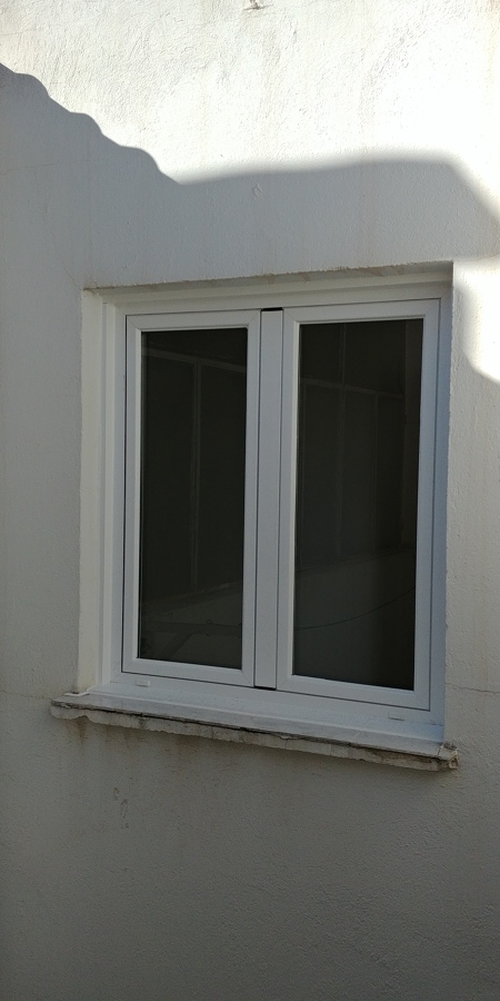 Ventana oscilobatiente dos hojas con rotura de puente termico