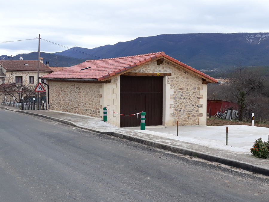 GARAJE de piedra