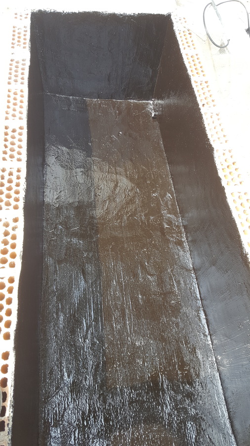 Impermeabilización de jardinera con poliuretano liquido.