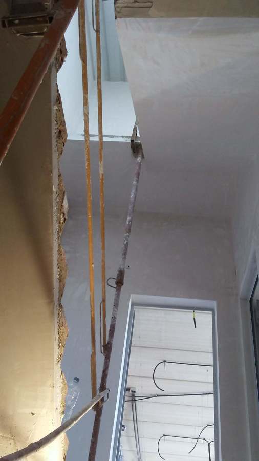 Escaleras enlucidas de yeso