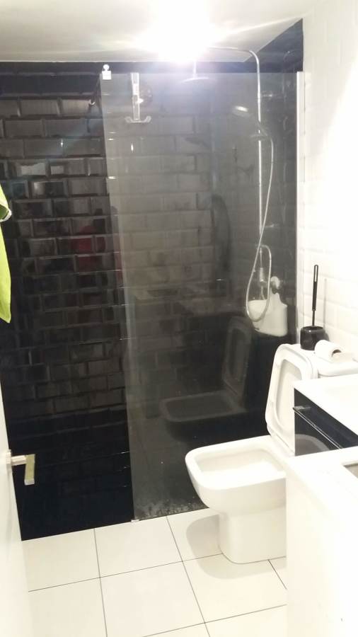 Reforma de baño y alicatado.