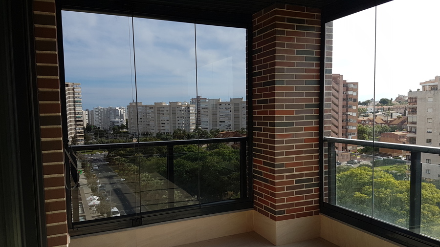 Cerramiento terraza San Juan Playa