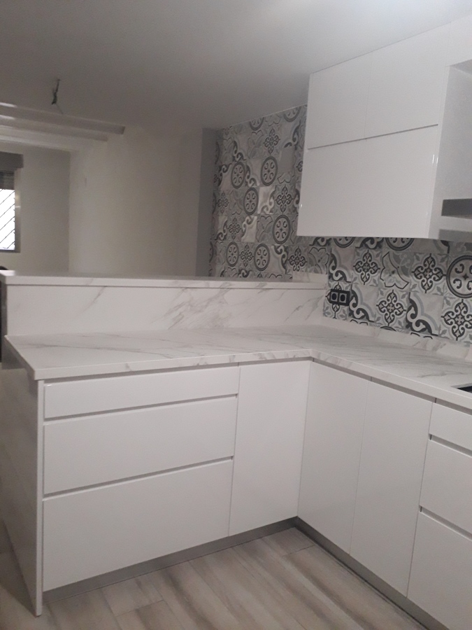 ENCIMERA COCINA NEOLITH CALACATTA