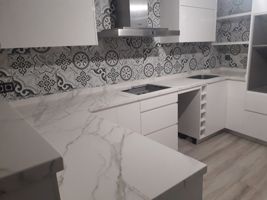 ENCIMERA COCINA NEOLITH CALACATTA