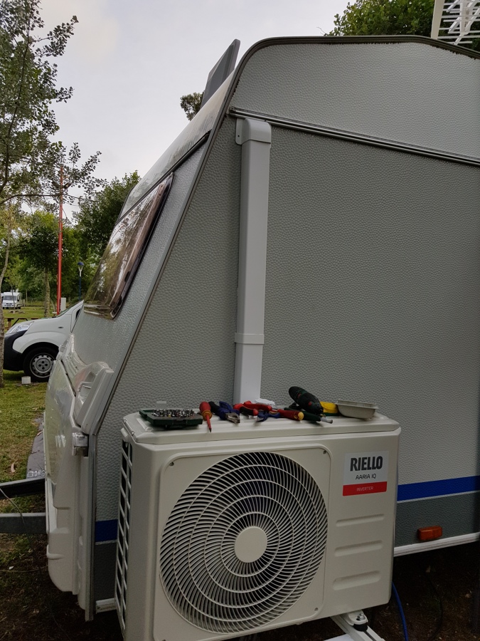 Instalación de aire acondicionado en caravana (fija)