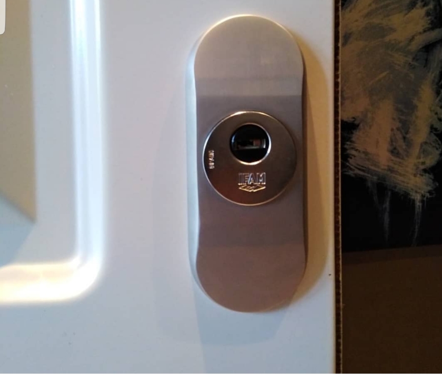 Escudo protección premium