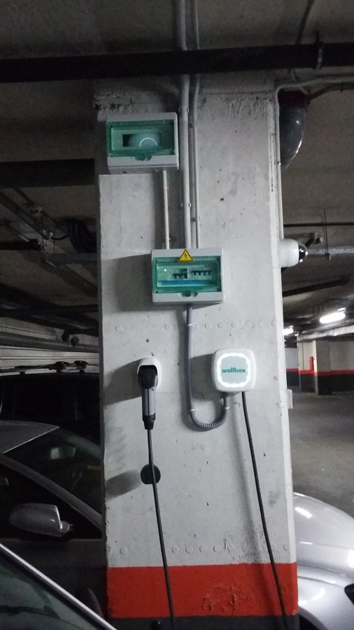 Punto de Recarga Vehiculo Electrico Garage Comunitario - Madrid