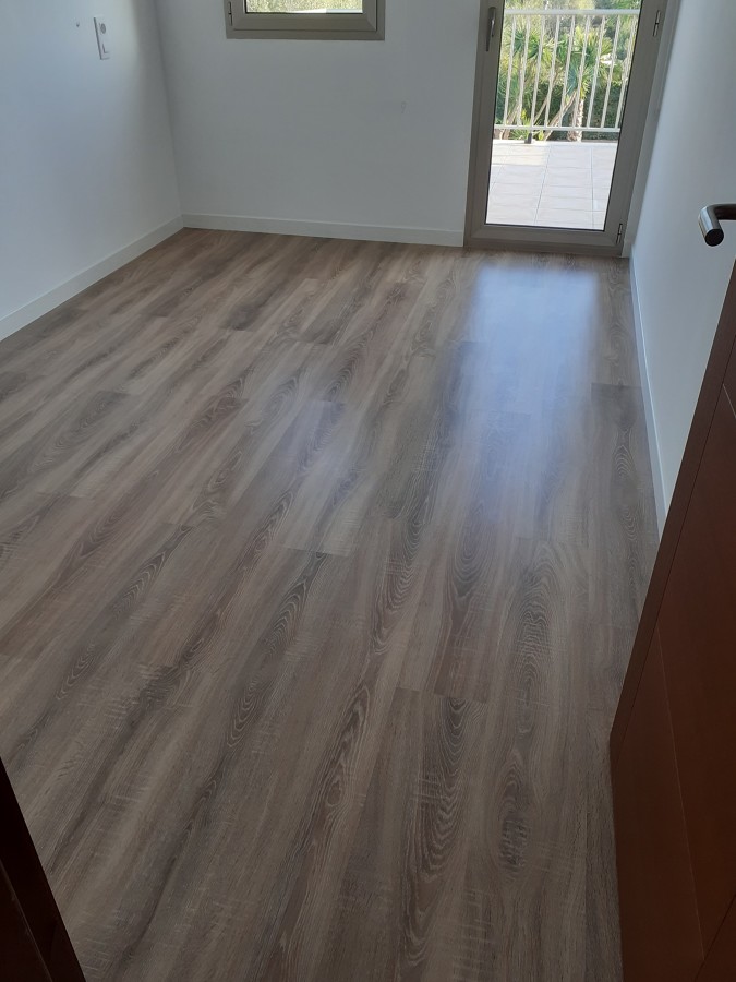 PARQUET DE TARIMA FLOTANTE