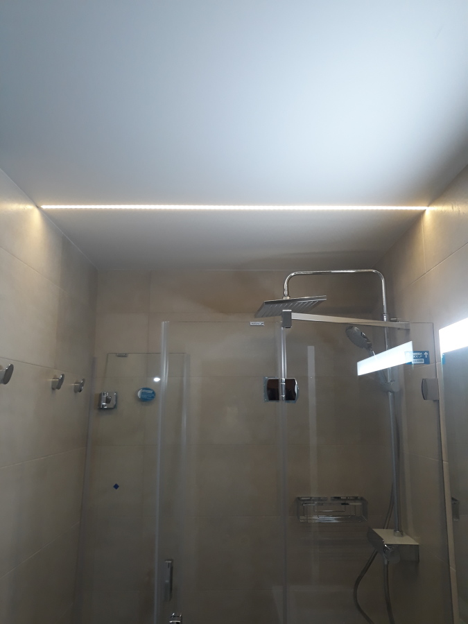 LED "Separador" en plato de ducha