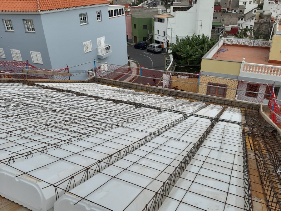 Construccion cubierta inclinda