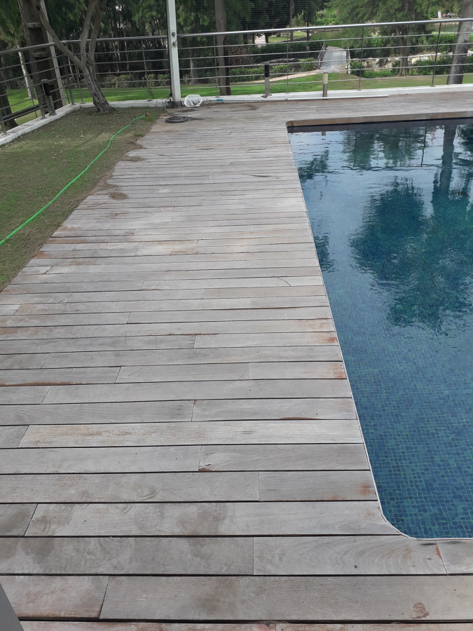 RESTAURACIÓN  TARIMA  EXTERIOR