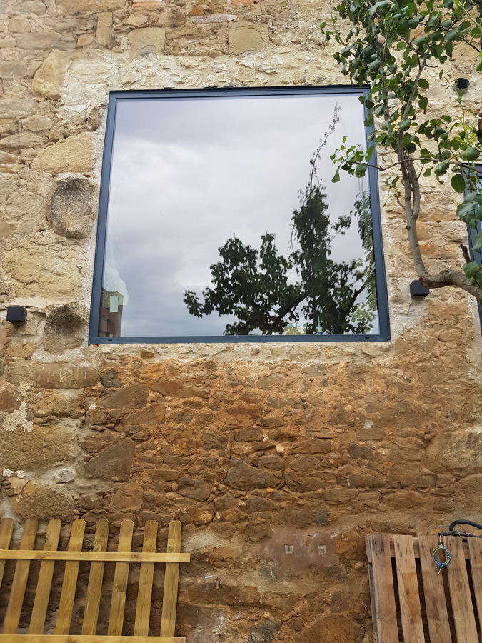 Masia rehabilitada en Vilopriu